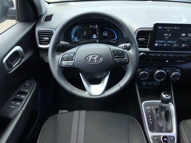 New 2026 Black,Onyx Hyundai SEL image 11