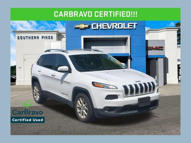 Used 2016 White Jeep Latitude image 1