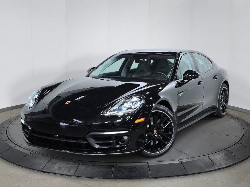 2023 Porsche Panamera Platinum Edition