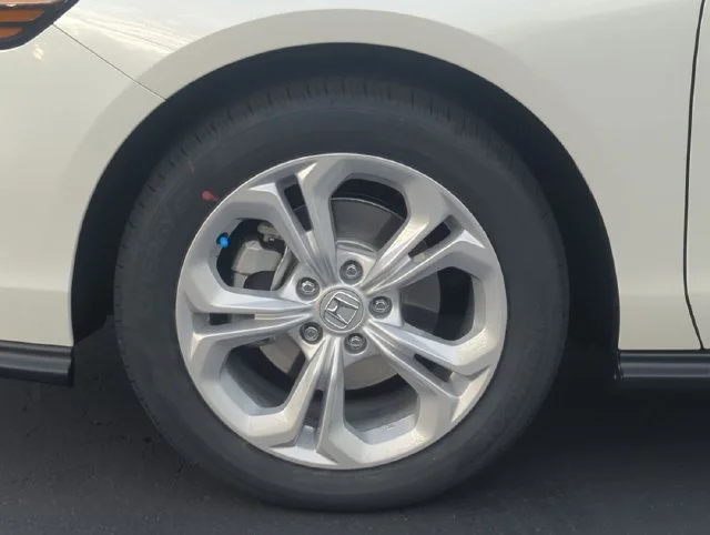 New 2026 Platinum White Pearl Honda LX image 21