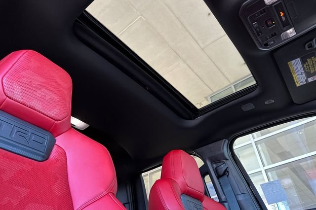 2026 Toyota Tacoma TRD Pro - Photo 15