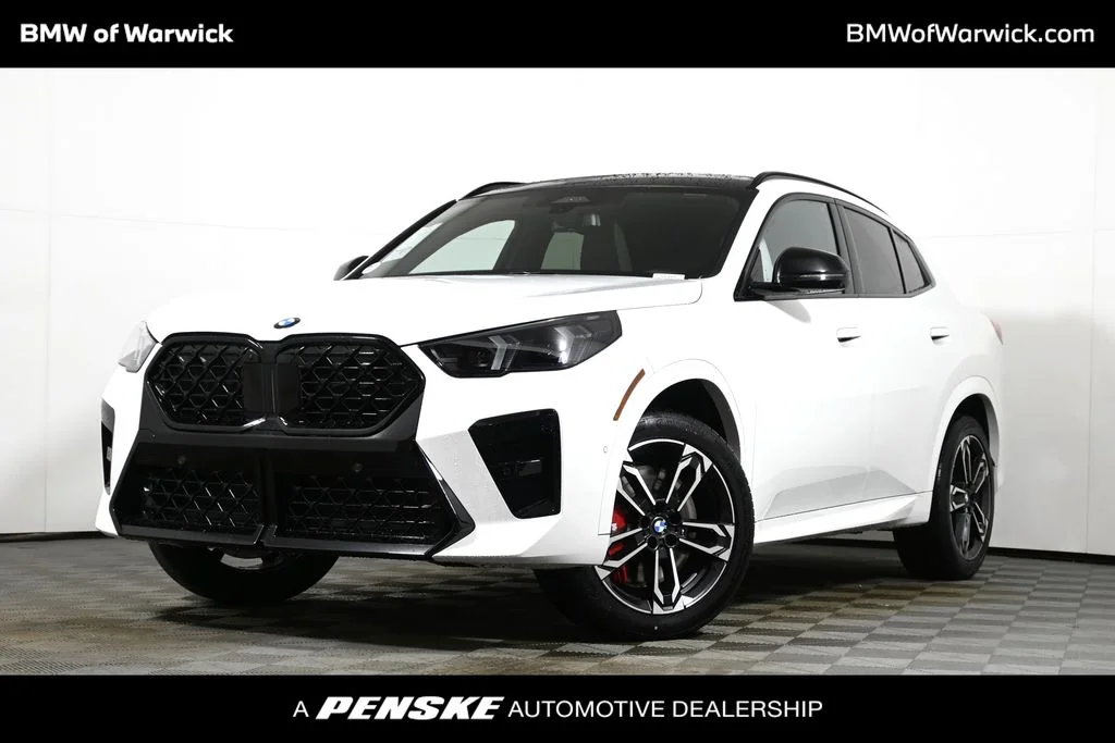 Used 2026 White BMW xDrive28i image 1