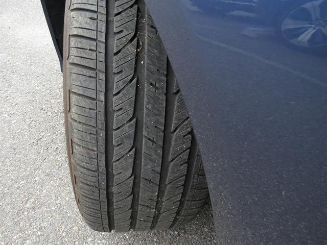Certified Used 2025 Twilight Blue Metallic Mercedes-Benz C 300 4MATIC® image 23