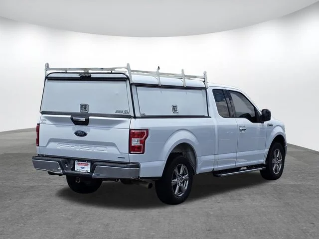Used 2020 Oxford White Ford XLT image 4