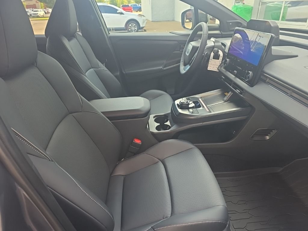 2026 Toyota bZ Woodland Woodland Premium - Photo 10