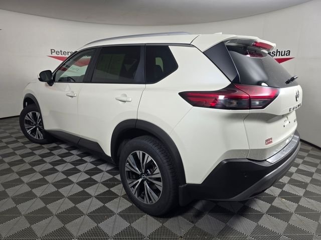 Certified Used 2023 Pearl White Nissan SV image 29