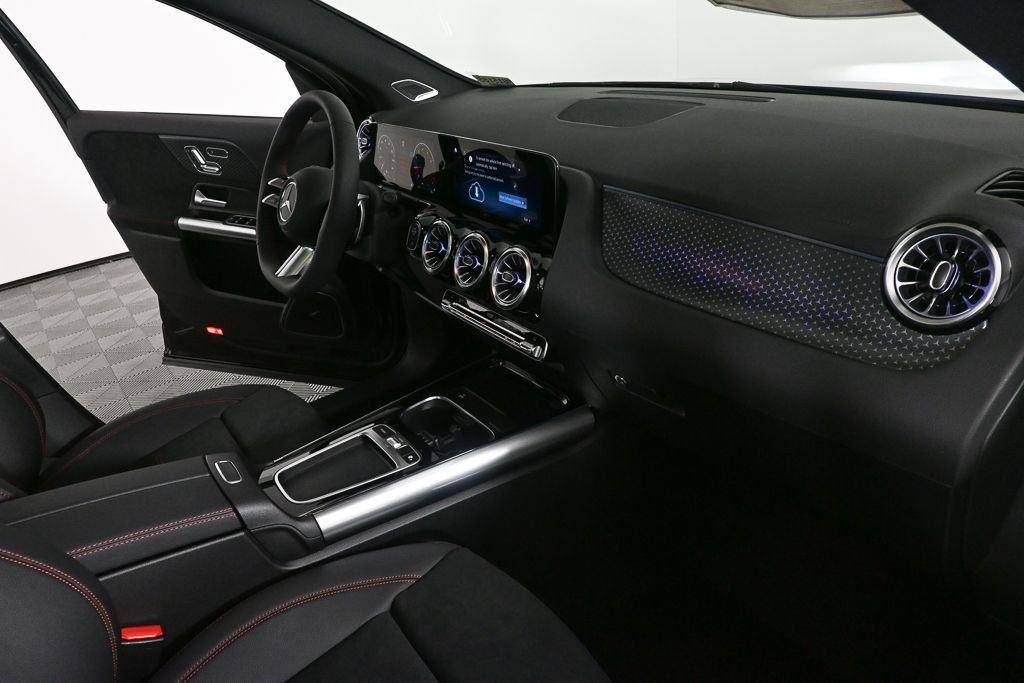 New 2026 Night Black Mercedes-Benz GLA 250 image 25