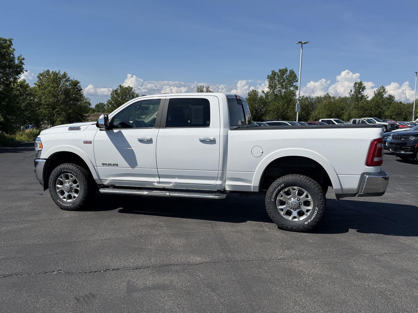 Used 2022 Bright White Clearcoat Ram Laramie image 5