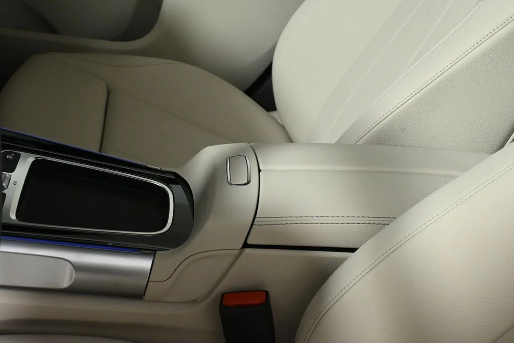Used 2026 Gray Mercedes-Benz GLB 250 image 26