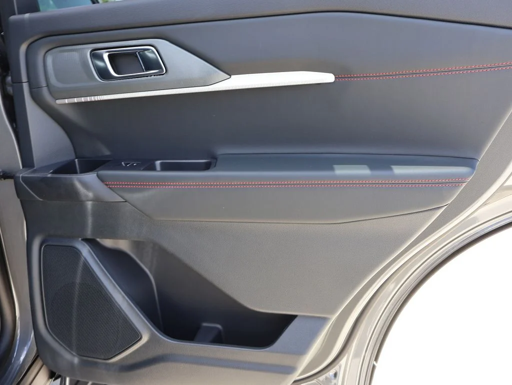 New 2026 Carbonized Gray Metallic Ford ST-Line image 11