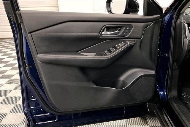 2025 Nissan Rogue SL - Photo 21
