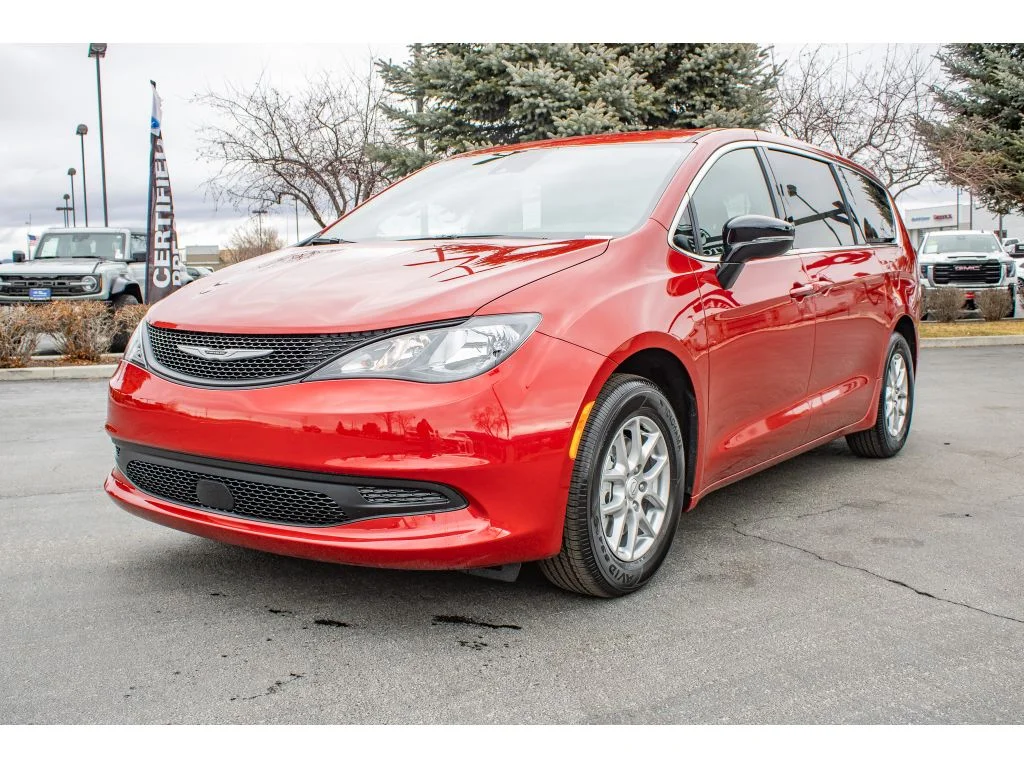 New 2026 Red Hot Pearlcoat Chrysler LX image 4
