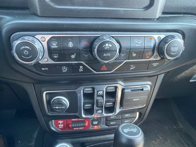 Used 2020 Sting-gray Clearcoat Jeep Recon image 11
