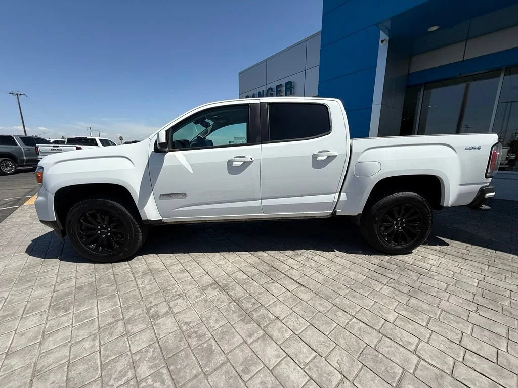 Used 2022 SUMMIT WHITE GMC 4WD Elevation image 7