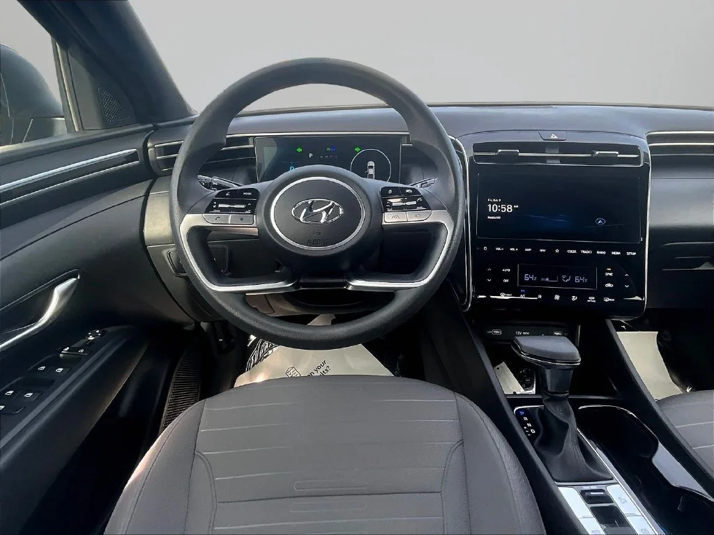 Used 2024 Black Hyundai SEL image 10