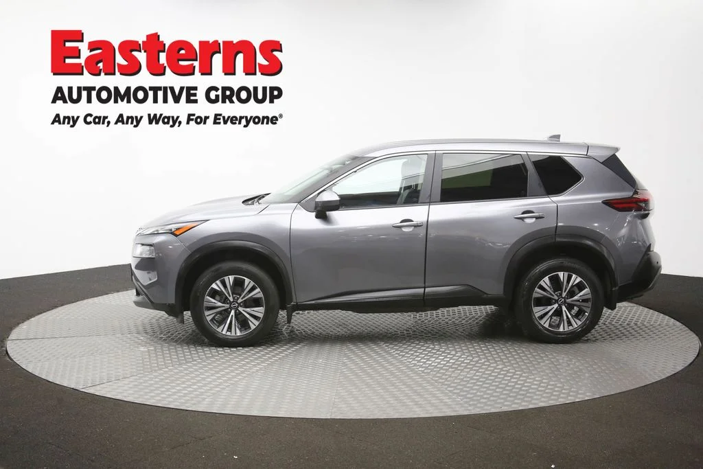 Used 2023 Gray Nissan SV image 61