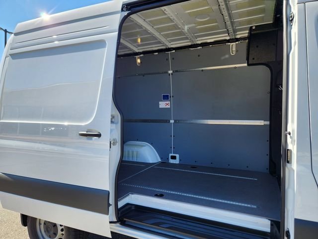 Used 2026 White Mercedes-Benz Cargo 144 WB image 14