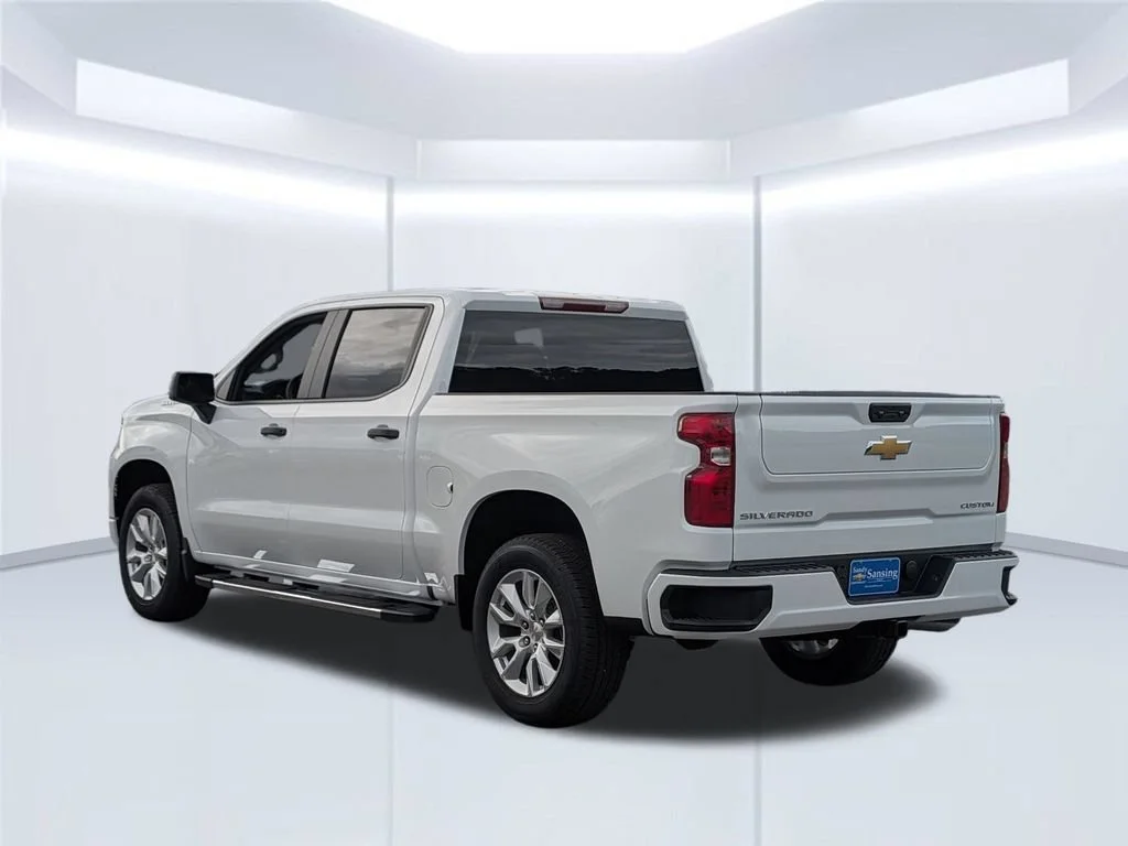New 2026 Summit White Chevrolet Custom image 3