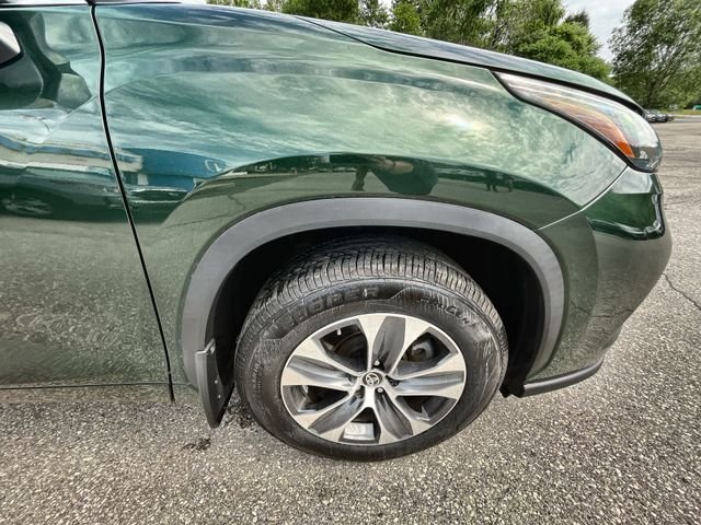 Used 2024 Cypress Toyota XLE image 21