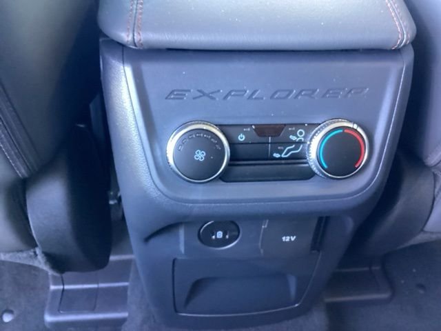 New 2026 Space White Metallic Ford Active image 17