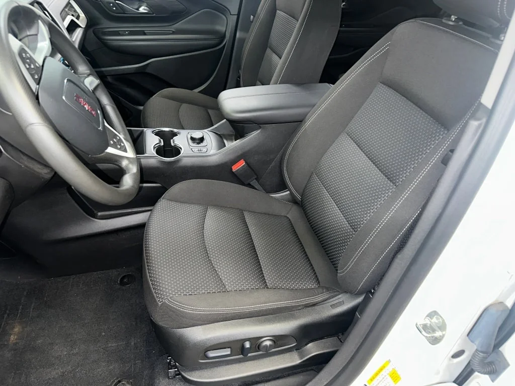 Used 2023 Summit White GMC SLE image 5