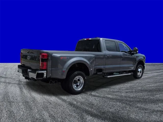 New 2026 Carbonized Gray Metallic Ford F-350® Lariat® image 4