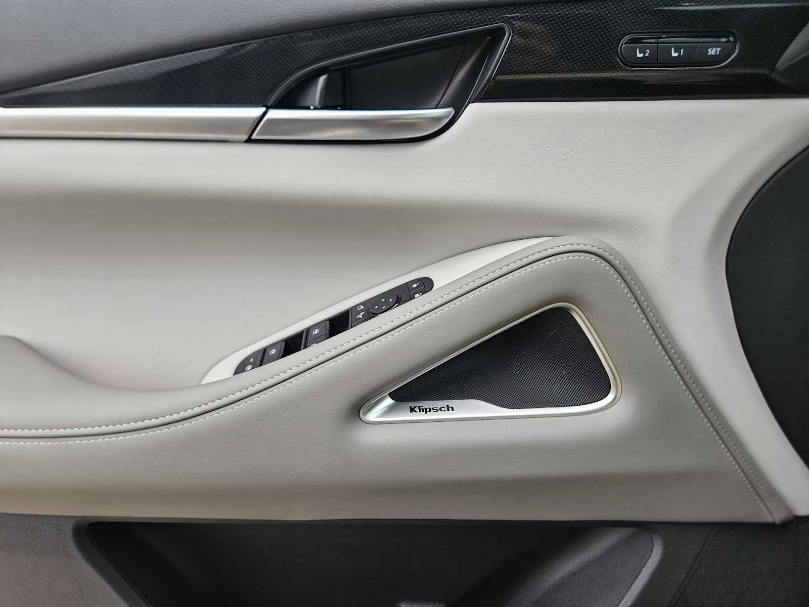 New 2027 MINERAL BLACK INFINITI Sport AWD image 18
