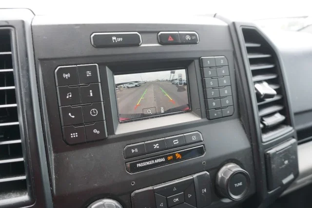 Used 2018  Ford XL image 25