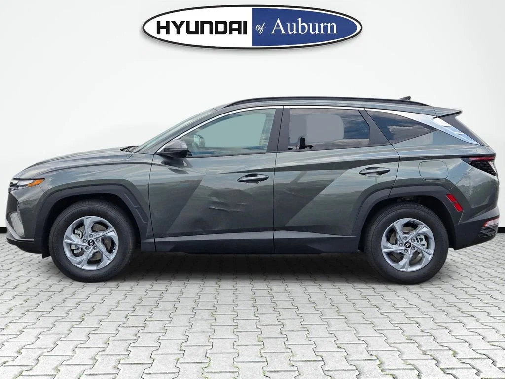 Used 2023 Gray Hyundai SEL image 10
