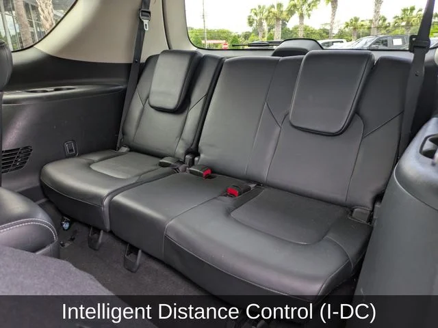 Used 2019 Blue Nissan SL image 17