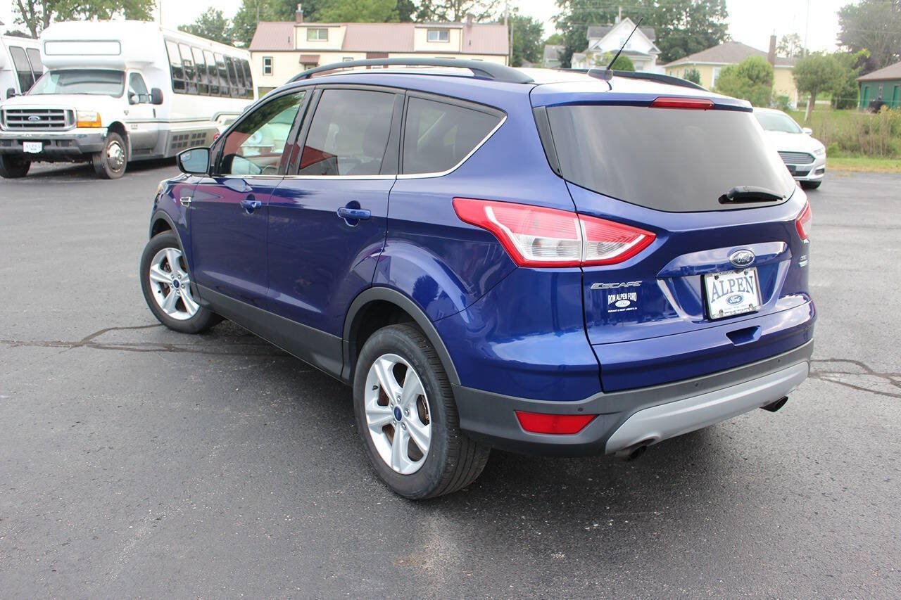 Used 2016 Ford Escape SE with VIN 1FMCU9G92GUC09345 for sale in Durant, IA