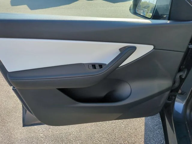 Used 2021 Gray Tesla Long Range image 12