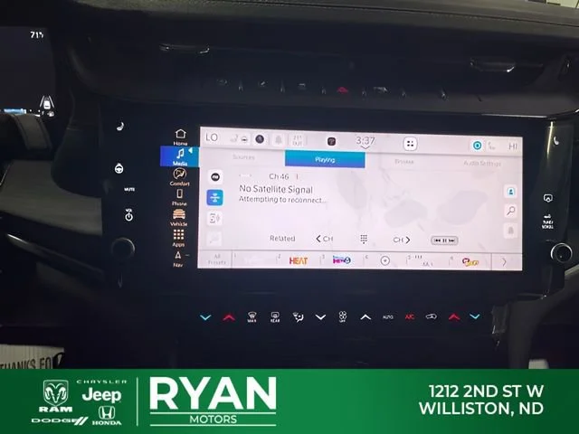 New 2026 White/off-white Jeep Laredo image 17