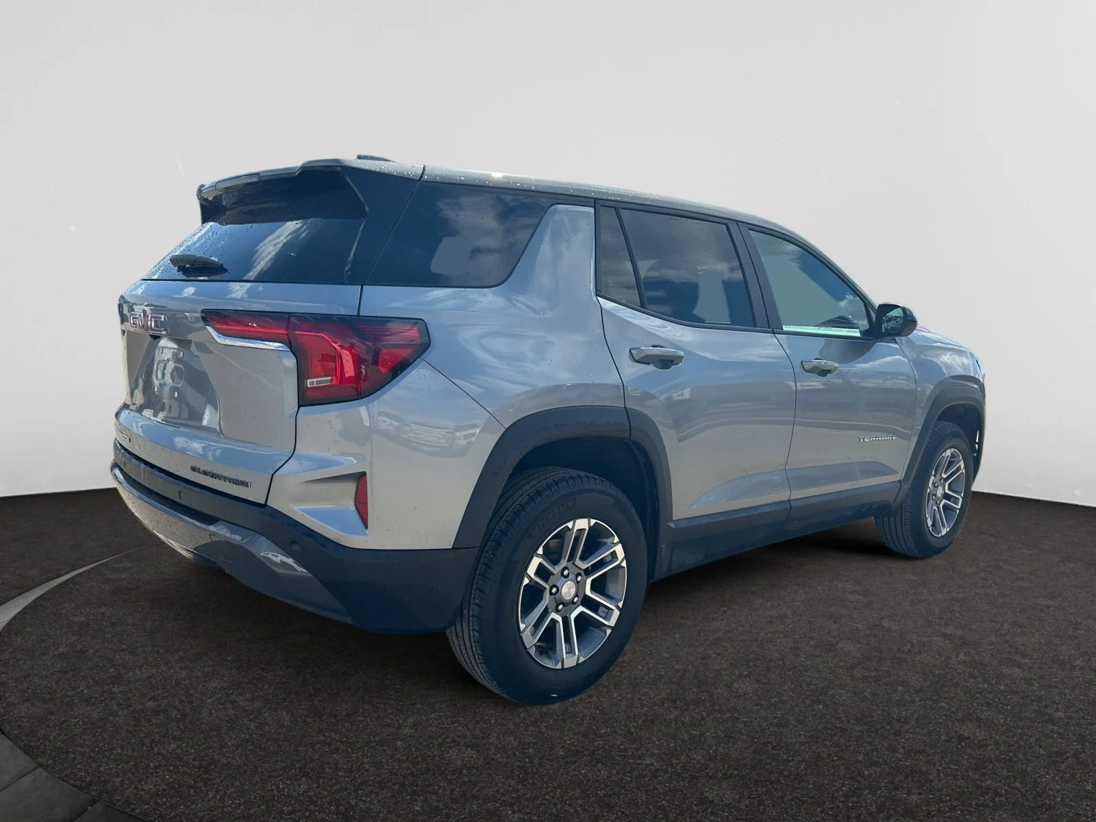 Used 2026 Silver GMC AWD Elevation image 5