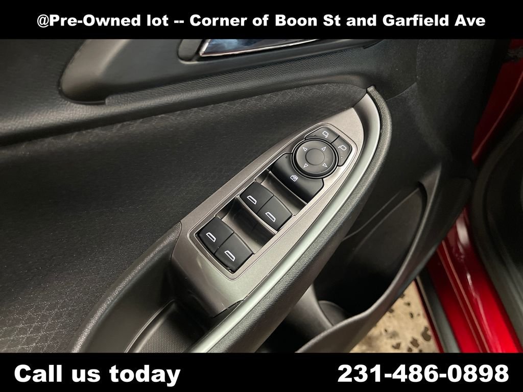 Used 2023 Red Chevrolet RS image 16