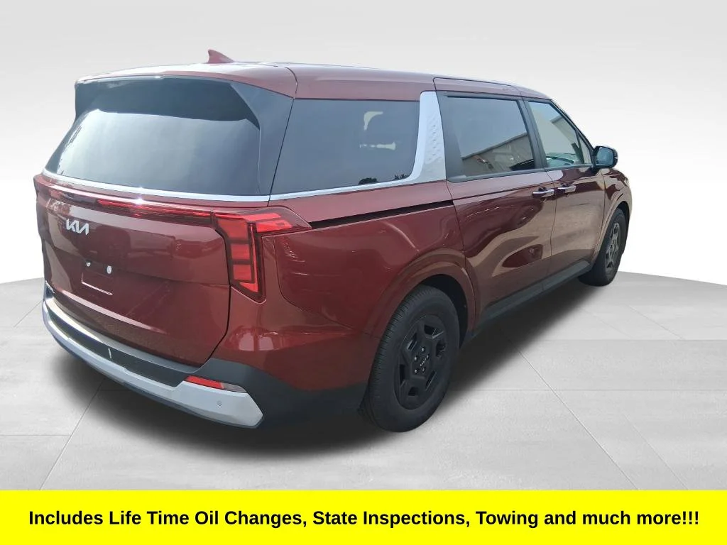 Used 2026 Red Kia LXS image 3