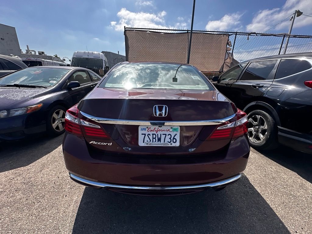 Used 2016  Honda LX image 21