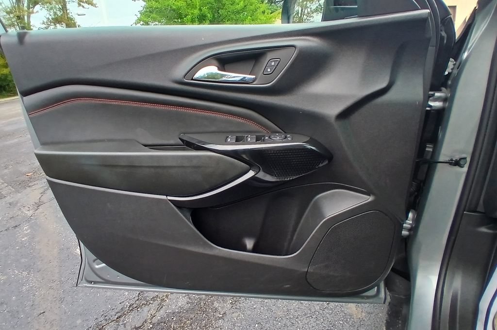 2026 Chevrolet Trax RS - Photo 8