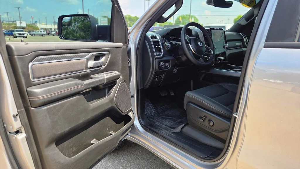 Used 2025 Silver Ram Big Horn/Lone Star image 9