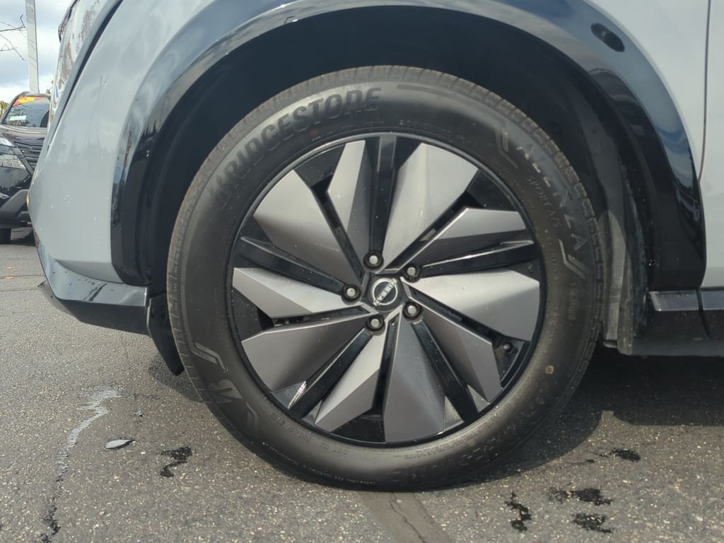 Used 2024 Gray Nissan EVOLVE+ e-4ORCE image 10