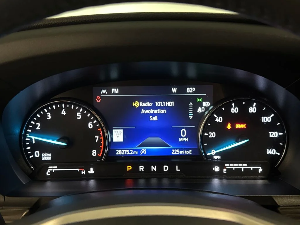 Used 2023 Silver Ford Limited image 17