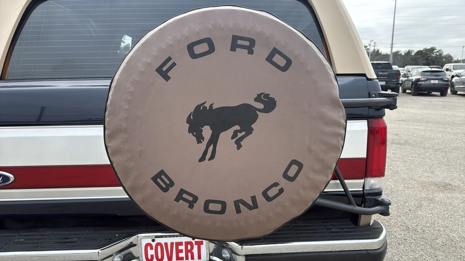 Used 1988  Ford XLT image 87