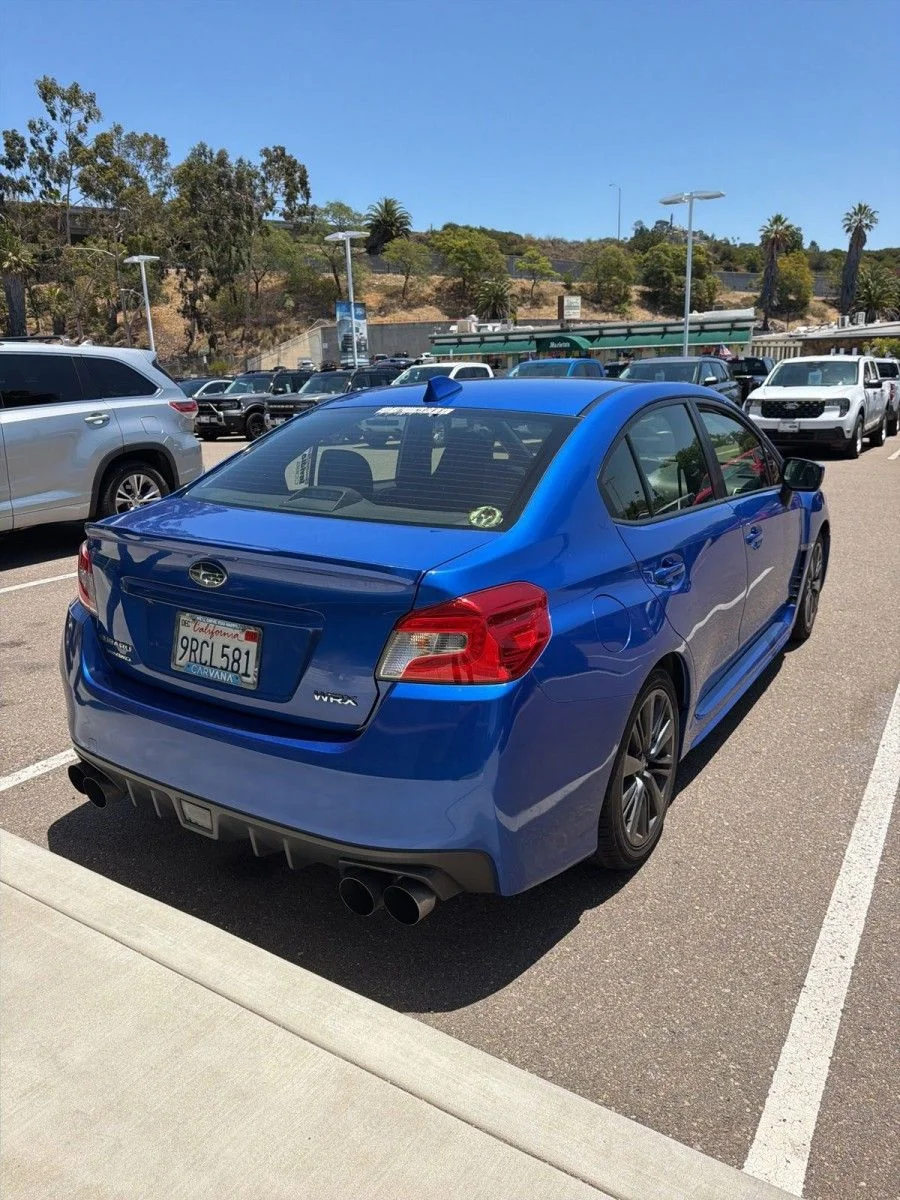 Used 2018 Blue Subaru Base image 4