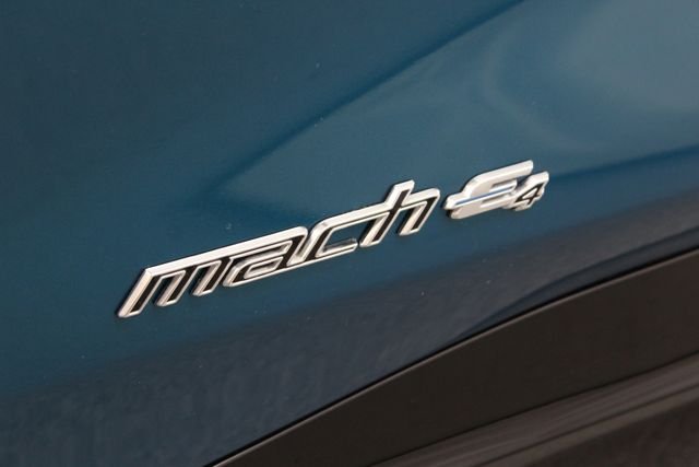 New 2026 Adriatic Blue Metallic Ford Premium image 23