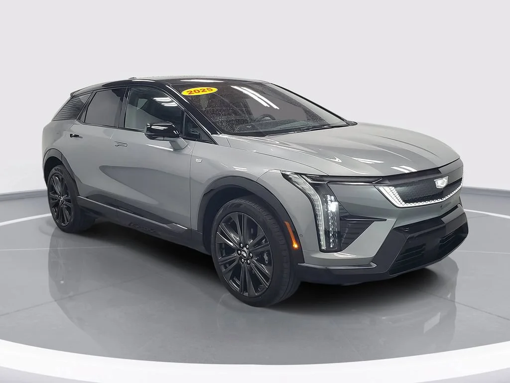Used 2025 Cadillac OPTIQ Sport 2 with VIN 3GYK3GMR1SS157852 for sale in Saginaw, MI