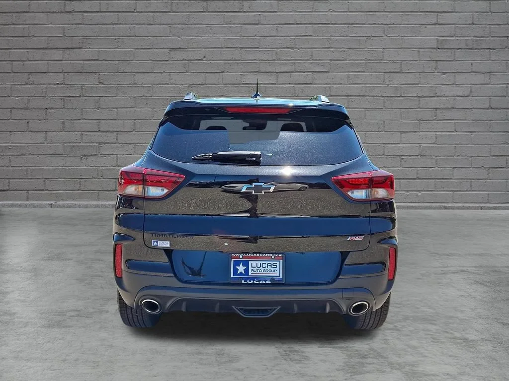 Used 2022 Mosaic Black Metallic Chevrolet RS image 10