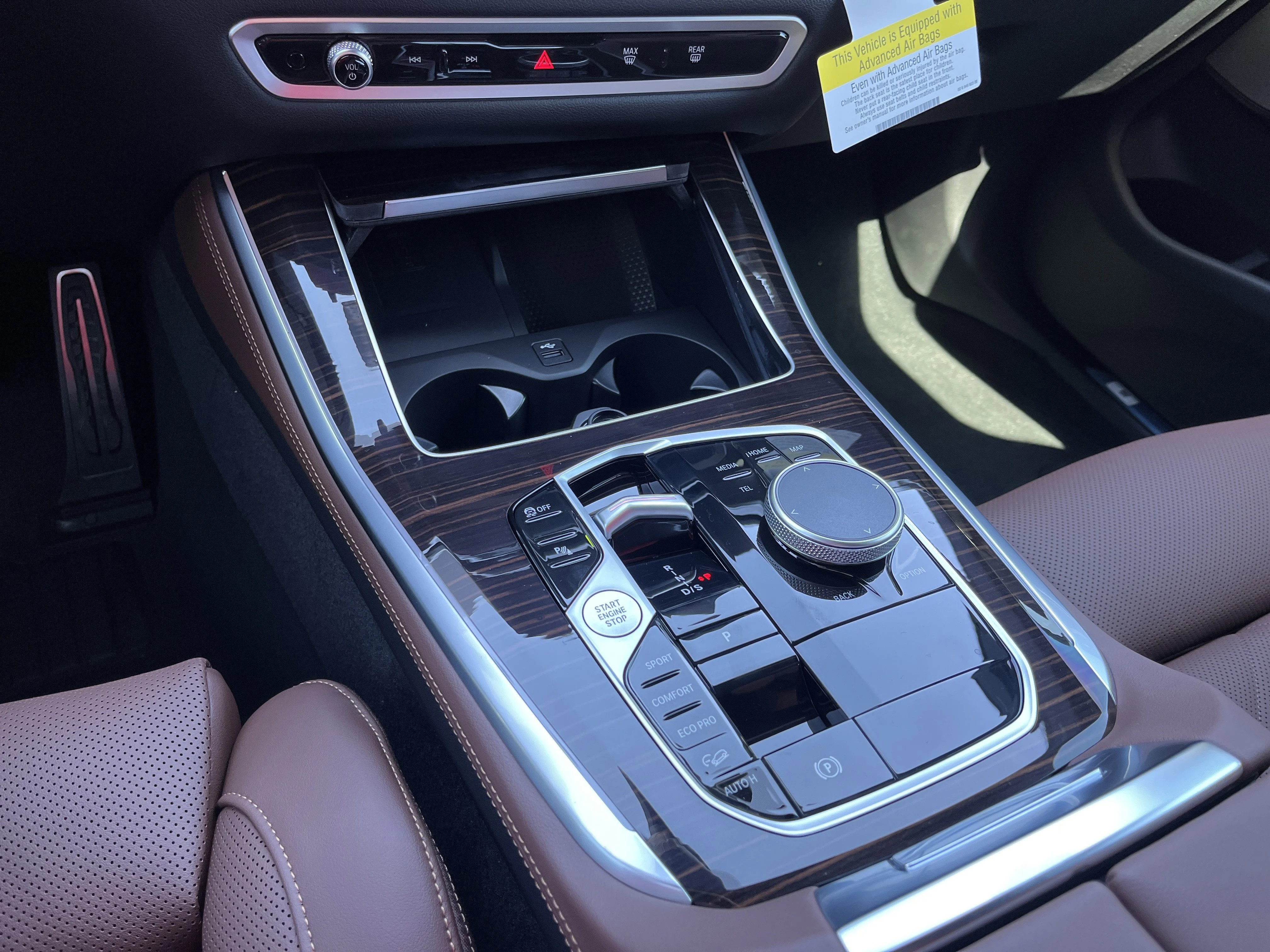 New 2026 Black Sapphire Metallic BMW xDrive40i image 12