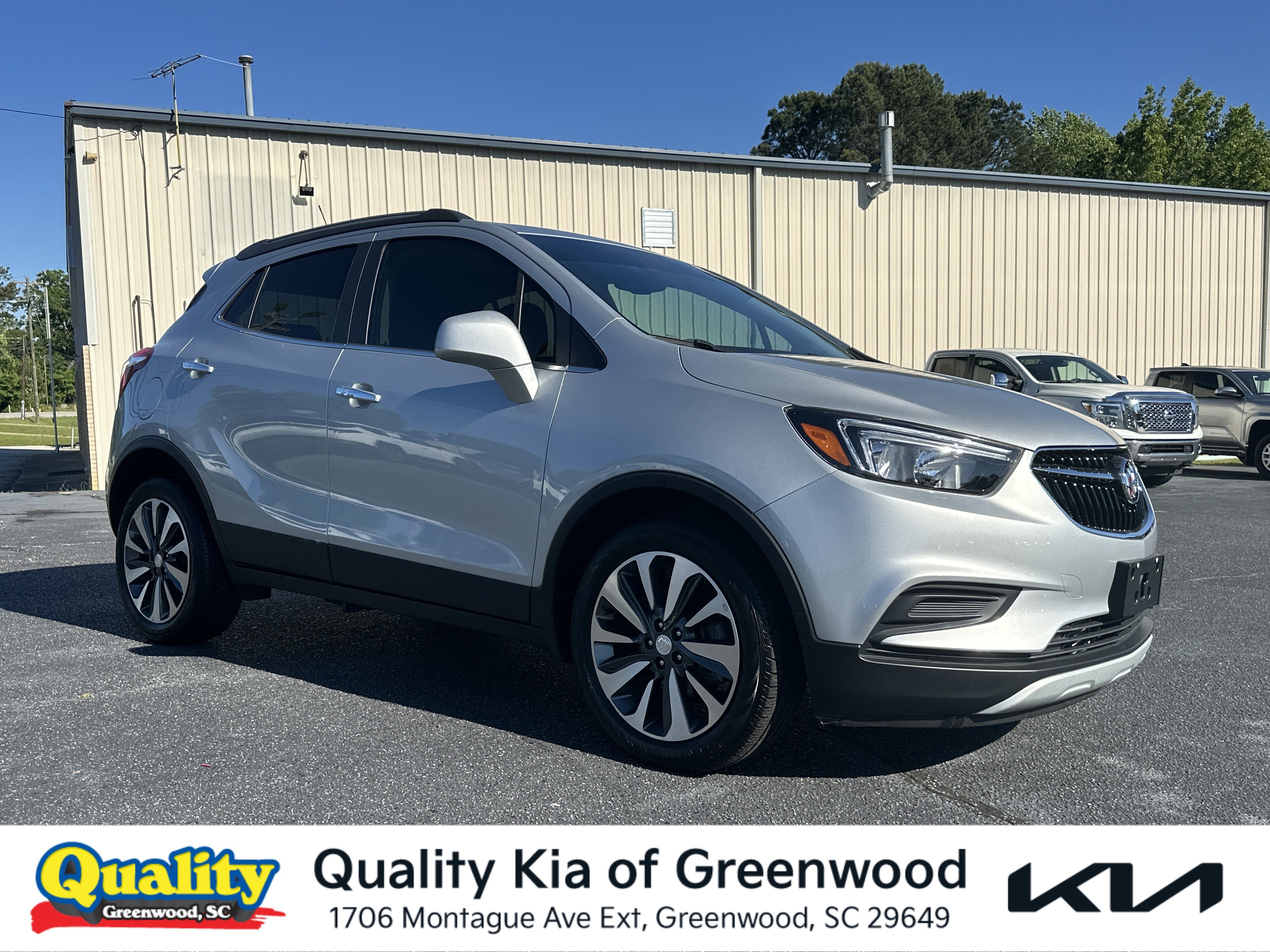 2022 Buick Encore Preferred's photo