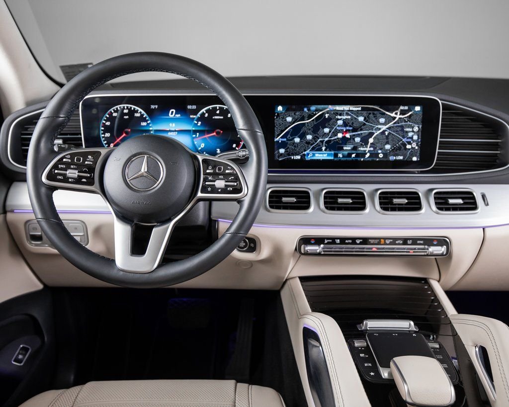 Certified Used 2022  Mercedes-Benz GLE 350 image 9