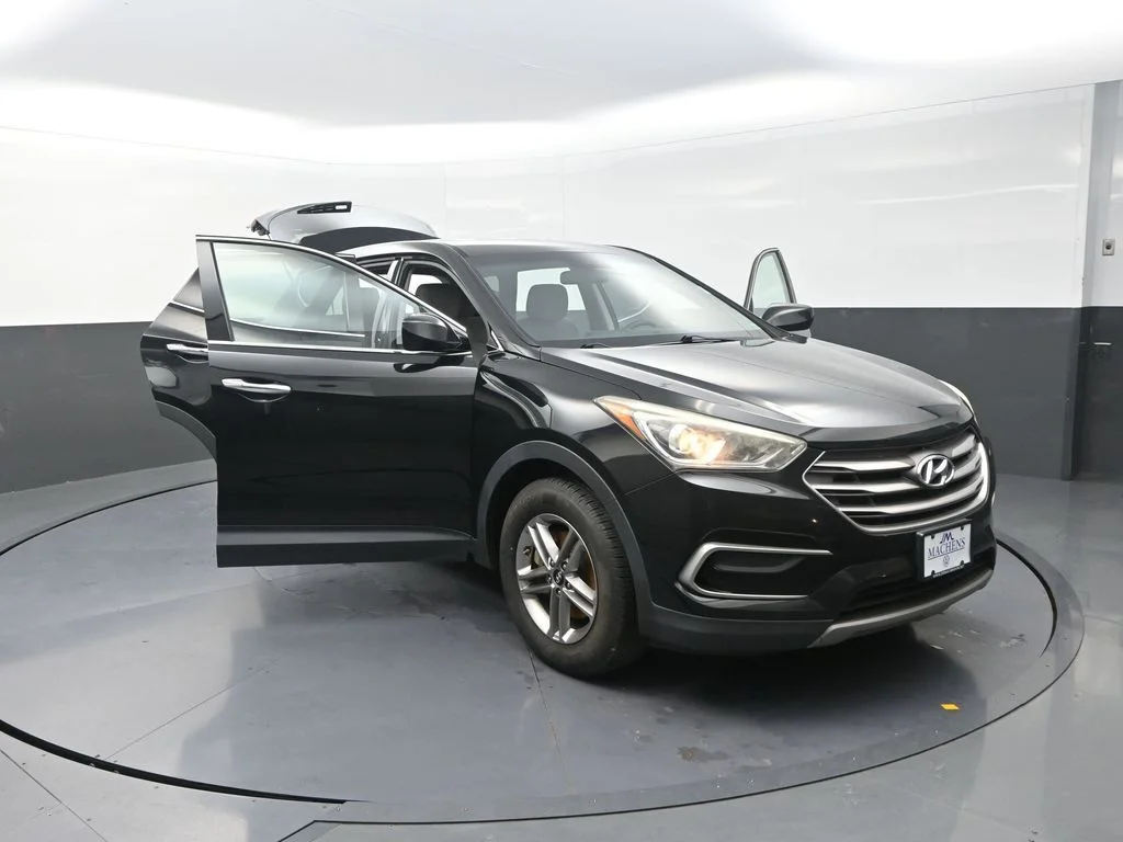Used 2017 Black Hyundai 2.4 Base image 29